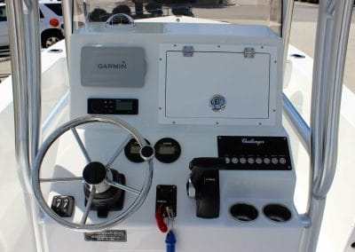 steering wheel/console of a challeneger